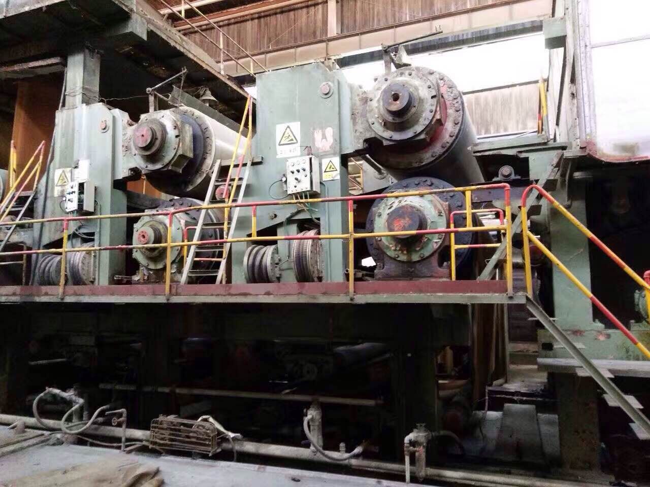 3200 多缸圓網(wǎng)沙管紙機(jī)